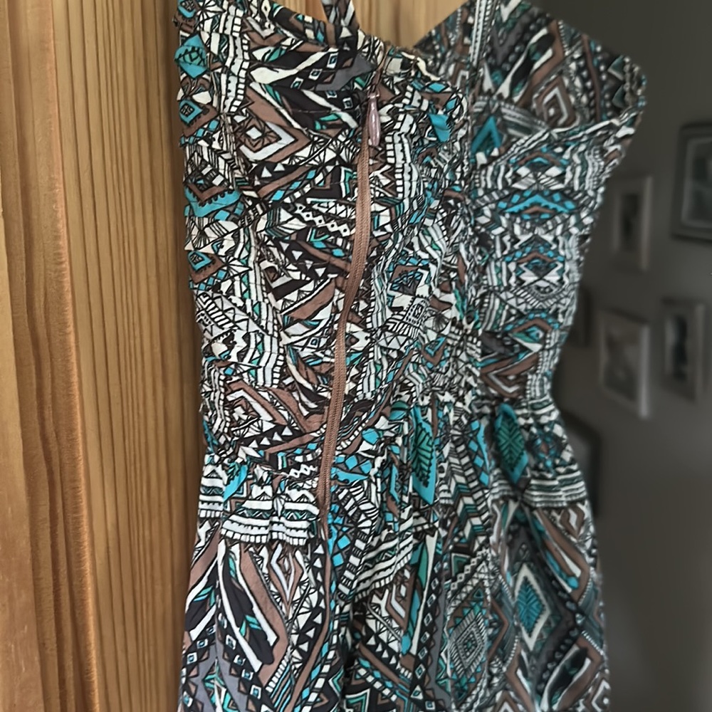 Sundress - Picture 4 of 5